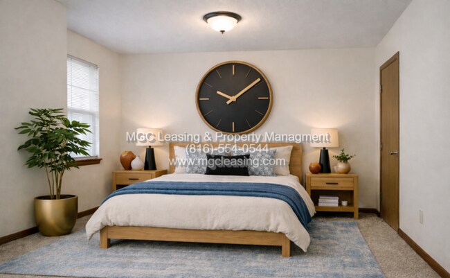 Building Photo - Lee's Summit Townhome in the Chapel Oaks Community!