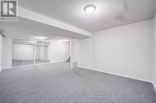 Photo du bâtiment - 94 Marydale Ave