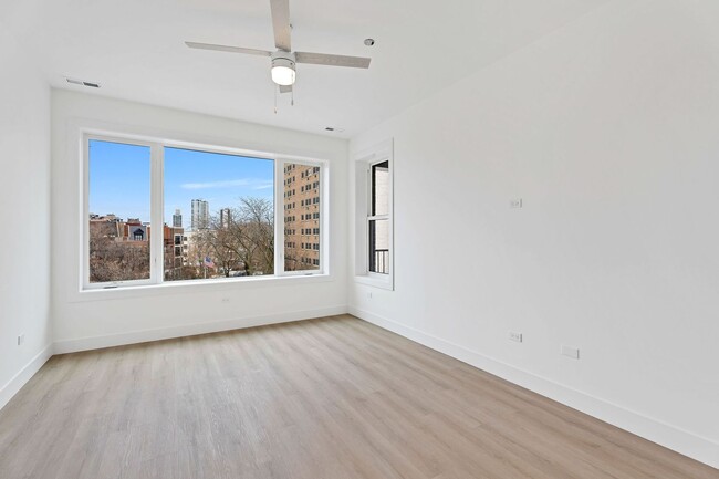 Foto del edificio - East Lakeview / Wrigleyville - Brand New C...