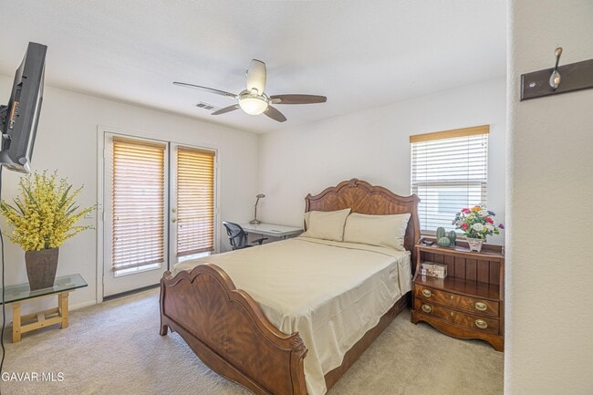 Building Photo - 3324 W Ave J 10