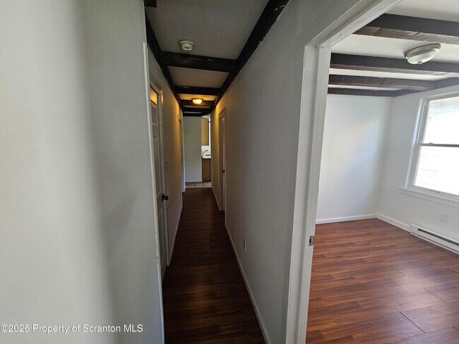 Foto del edificio - 1411 Monsey Ave