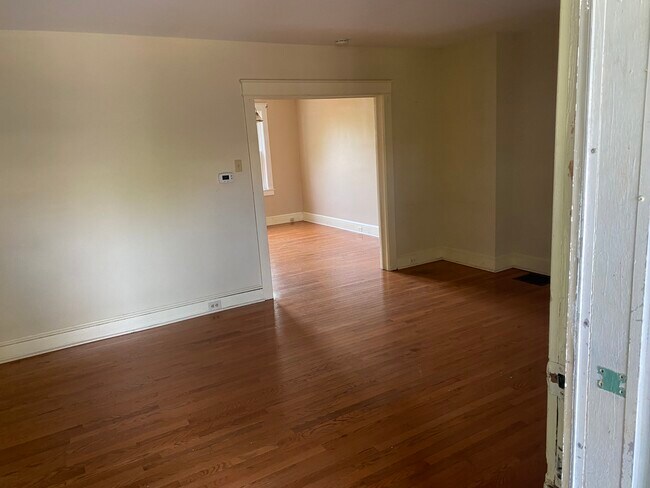 Building Photo - 730 2nd St