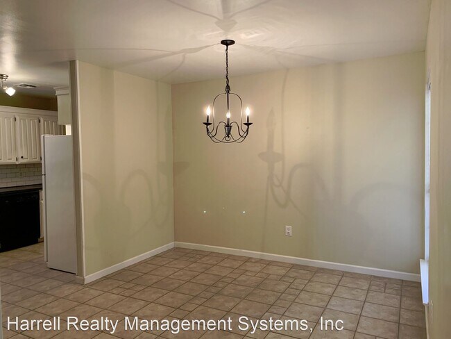 Building Photo - 3 br, 2 bath House - 217 Del Rio Dr.