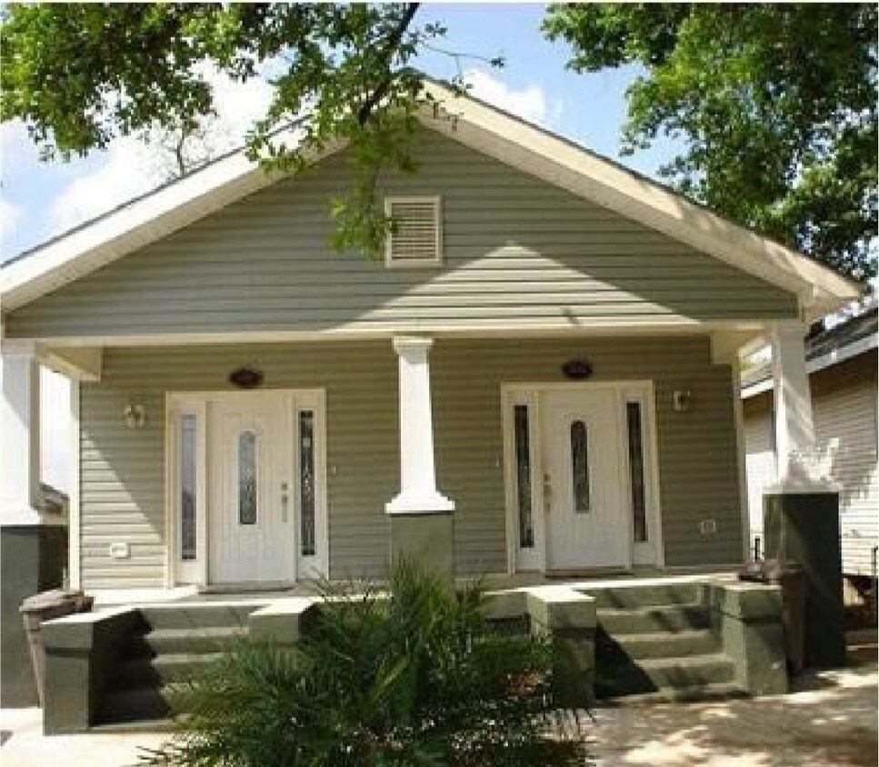 2643 Myrtle St, New Orleans, LA 70122 Townhome Rentals in New Orleans