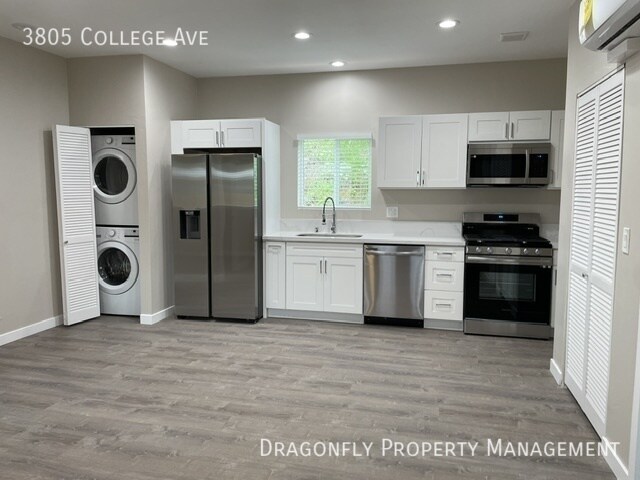 Foto del edificio - 3805 College Ave