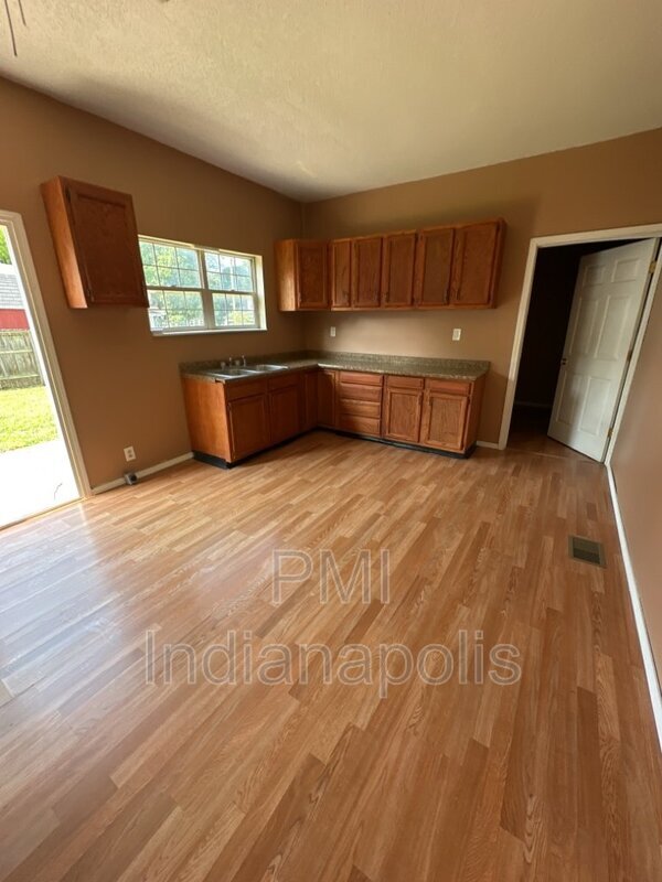 Foto del edificio - 709 Broad St