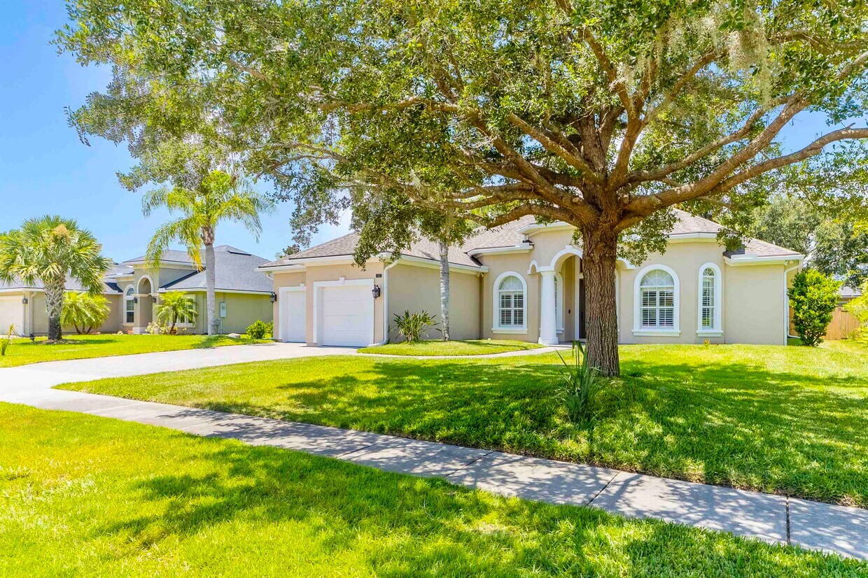 Primary Photo - 425 Gallardo Cir