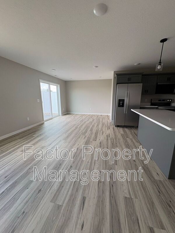 Building Photo - 3208 Scotch Ln