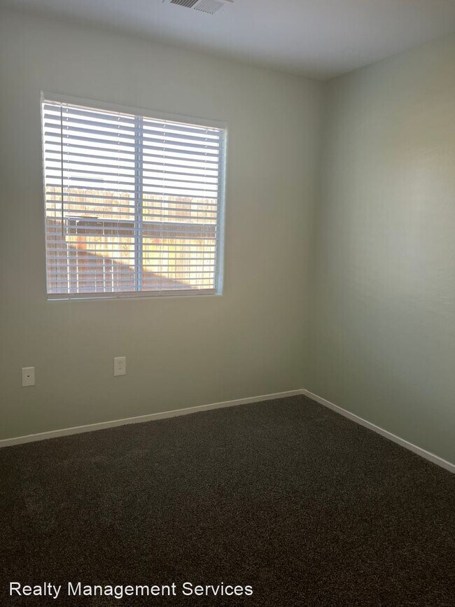 Building Photo - 4 br, 2 bath House - 1308 Hadar Rd