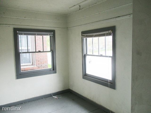 Building Photo - 3 br, 2 bath House - 716 S Burdick St