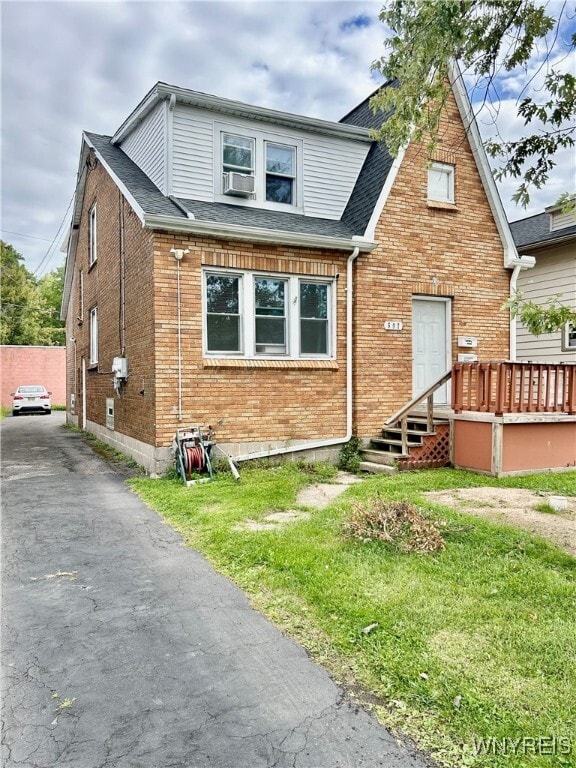 Building Photo - 597 Englewood Ave