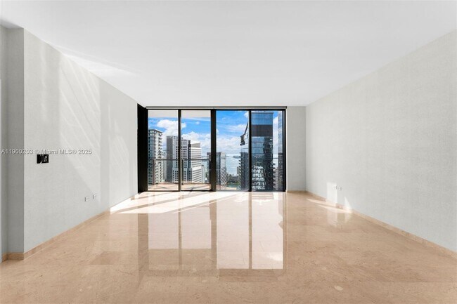 Foto del edificio - 88 SW 7th St