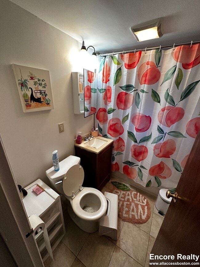 Building Photo - 61 Selkirk Rd