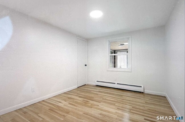 Building Photo - 303 Bunker Hill Ave