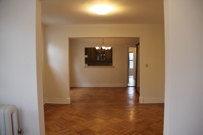Building Photo - 9026 Fort Hamilton Pkwy