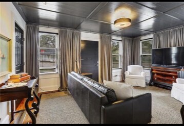 Foto del edificio - 420 S Vermont St