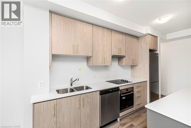 Photo du bâtiment - 461 Green Rd