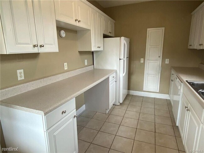 Foto del edificio - 2 br, 1 bath Duplex - 4007 Park Ave
