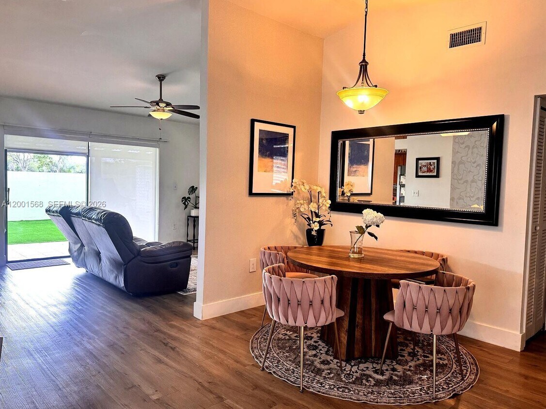 Foto del edificio - 11450 SW 75th Terrace