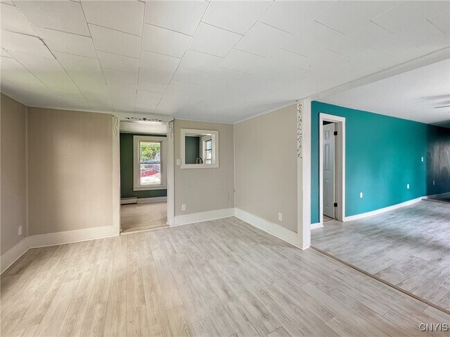 Foto del edificio - 262 W 4th St S