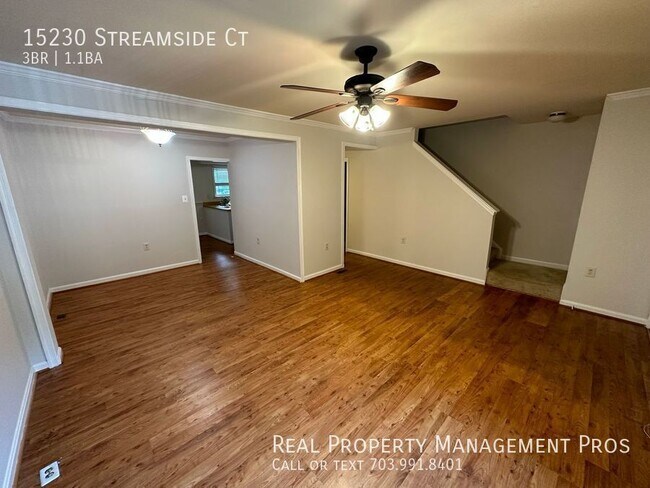 Foto del edificio - 15230 Streamside Ct