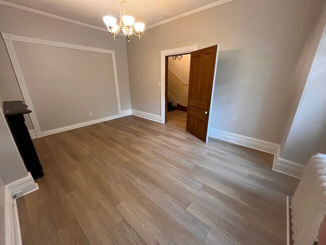 Photo du bâtiment - Charming 4-Bedroom + loft Victorian Home i...