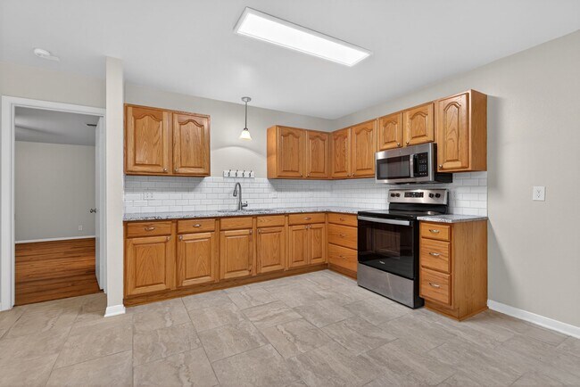 Photo - 9930 Trendwood House
