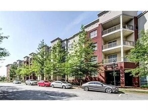 Building Photo - 870 Mayson Turner Rd NW