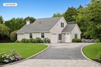 Building Photo - 3 Carriage Ln