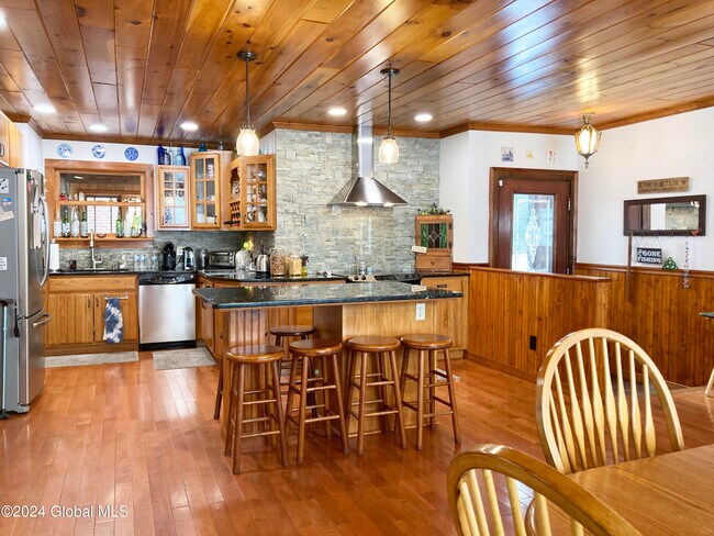 Foto del edificio - 103 10th St