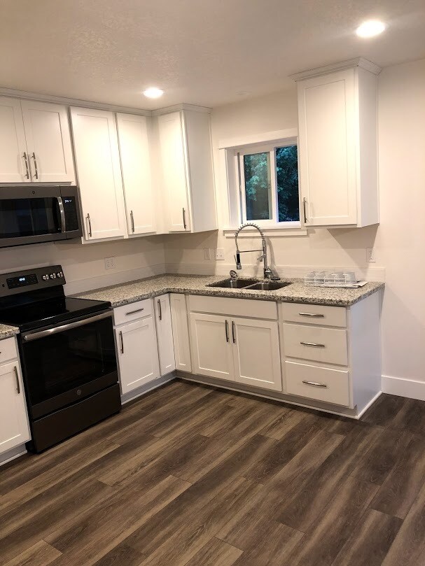 Foto del edificio - 6361 SW Southwood Dr