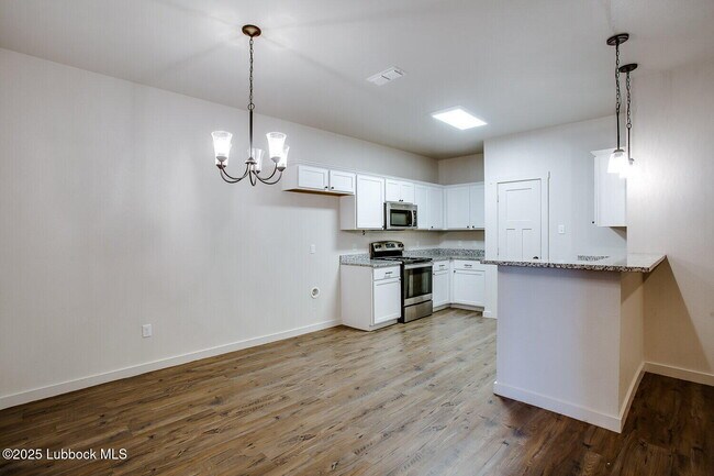 Foto del edificio - 2731 137th St