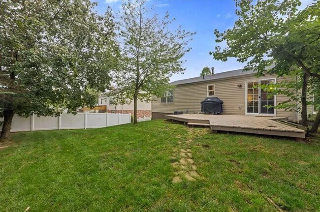 Building Photo - 5859 Irishtown Rd