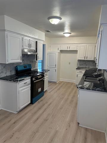 Foto del edificio - 718 Maple Glen Dr