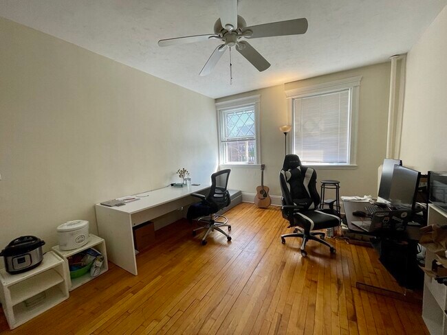 Foto del edificio - 164 Strathmore Rd