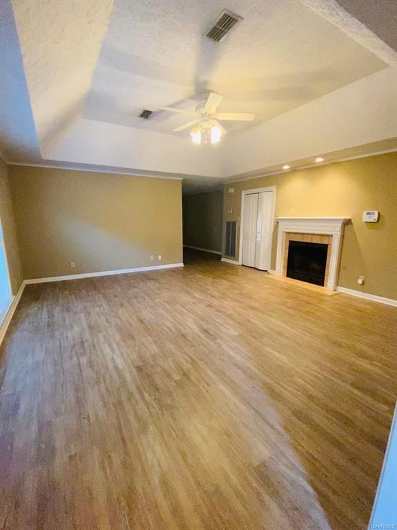 Foto del edificio - 1404 Prairie Ln