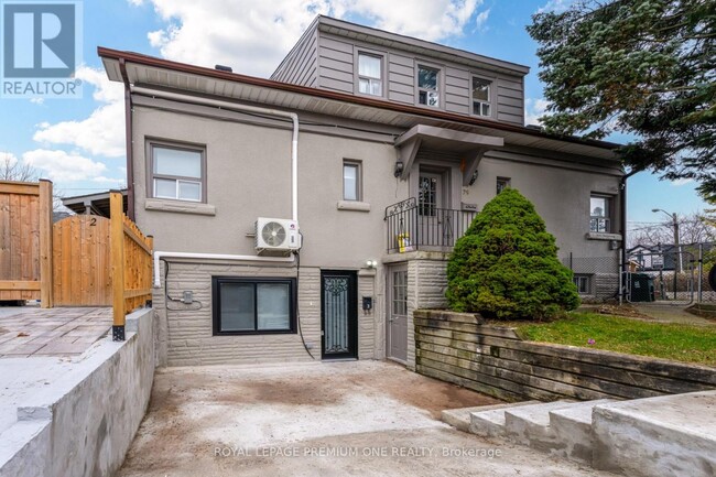 Building Photo - 79 Twenty Fifth St