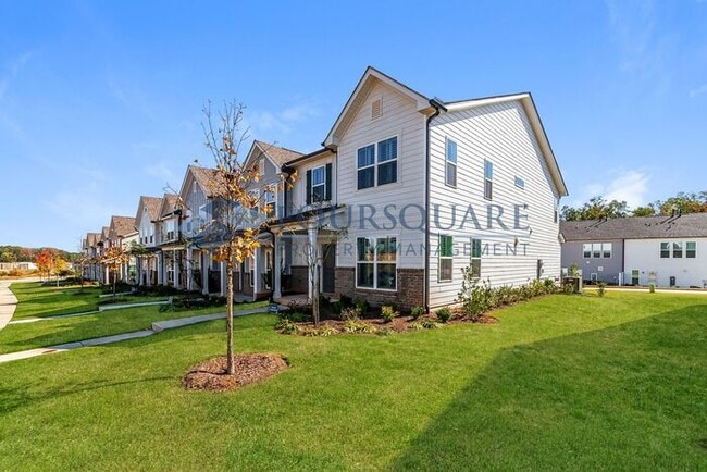 Foto del edificio - Newly Built 3-Bedroom Townhome with Spacio...