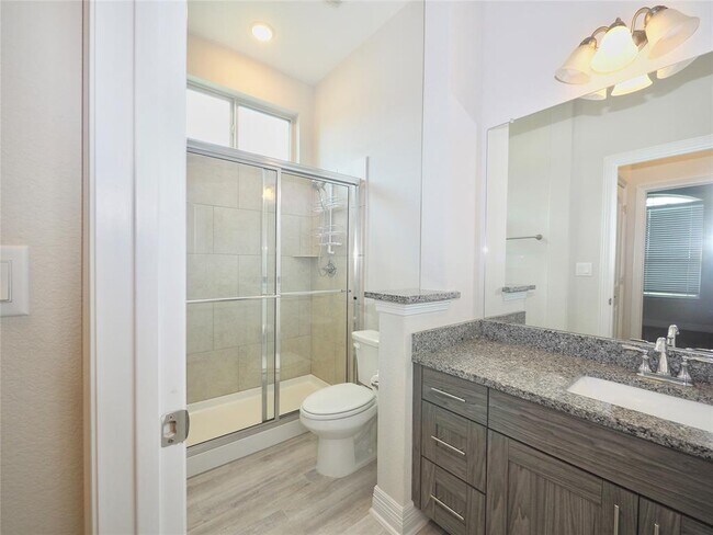 Foto del edificio - 421 Fair Oaks Dr