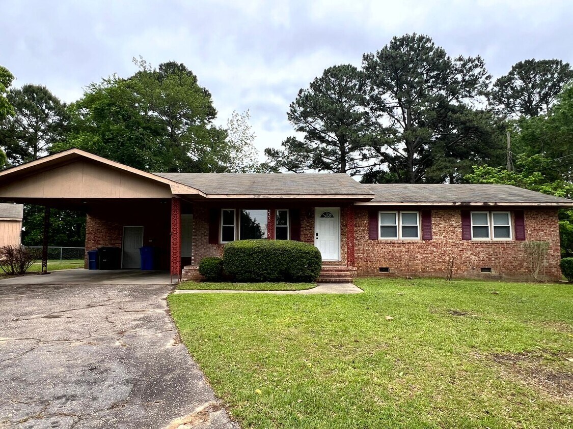 5328 Mesa Ct, Fayetteville, NC 28303 House Rental in Fayetteville, NC