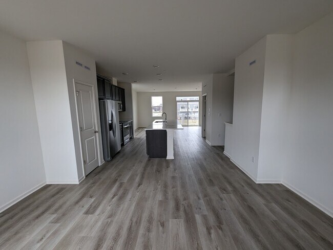 Foto del edificio - 2035 Sequoia Ave