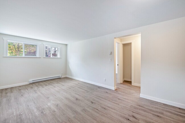 Building Photo - 9250 Edward St