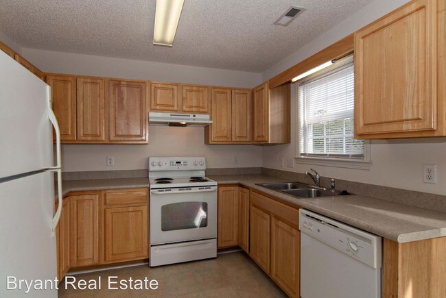 Foto del edificio - 7324 Woodhall Dr