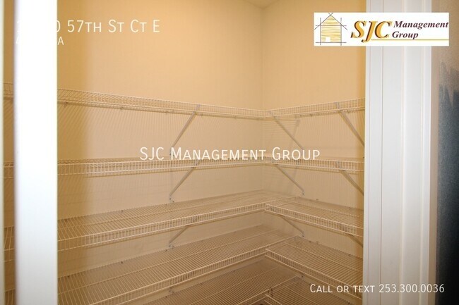 Foto del edificio - 11510 57th St Ct E