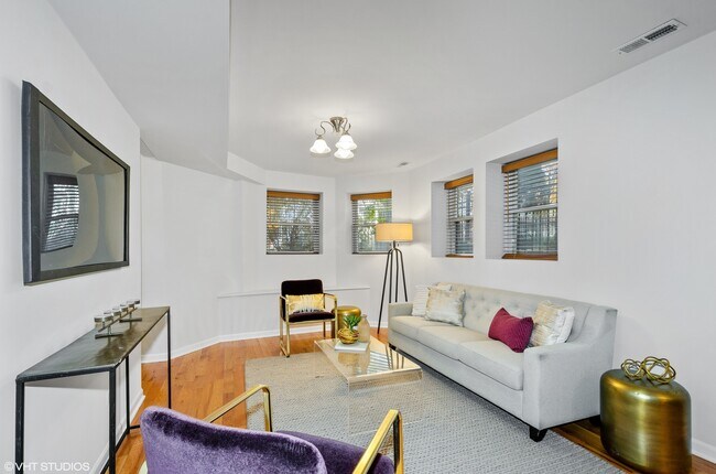 Foto del edificio - 2435 N Washtenaw Ave