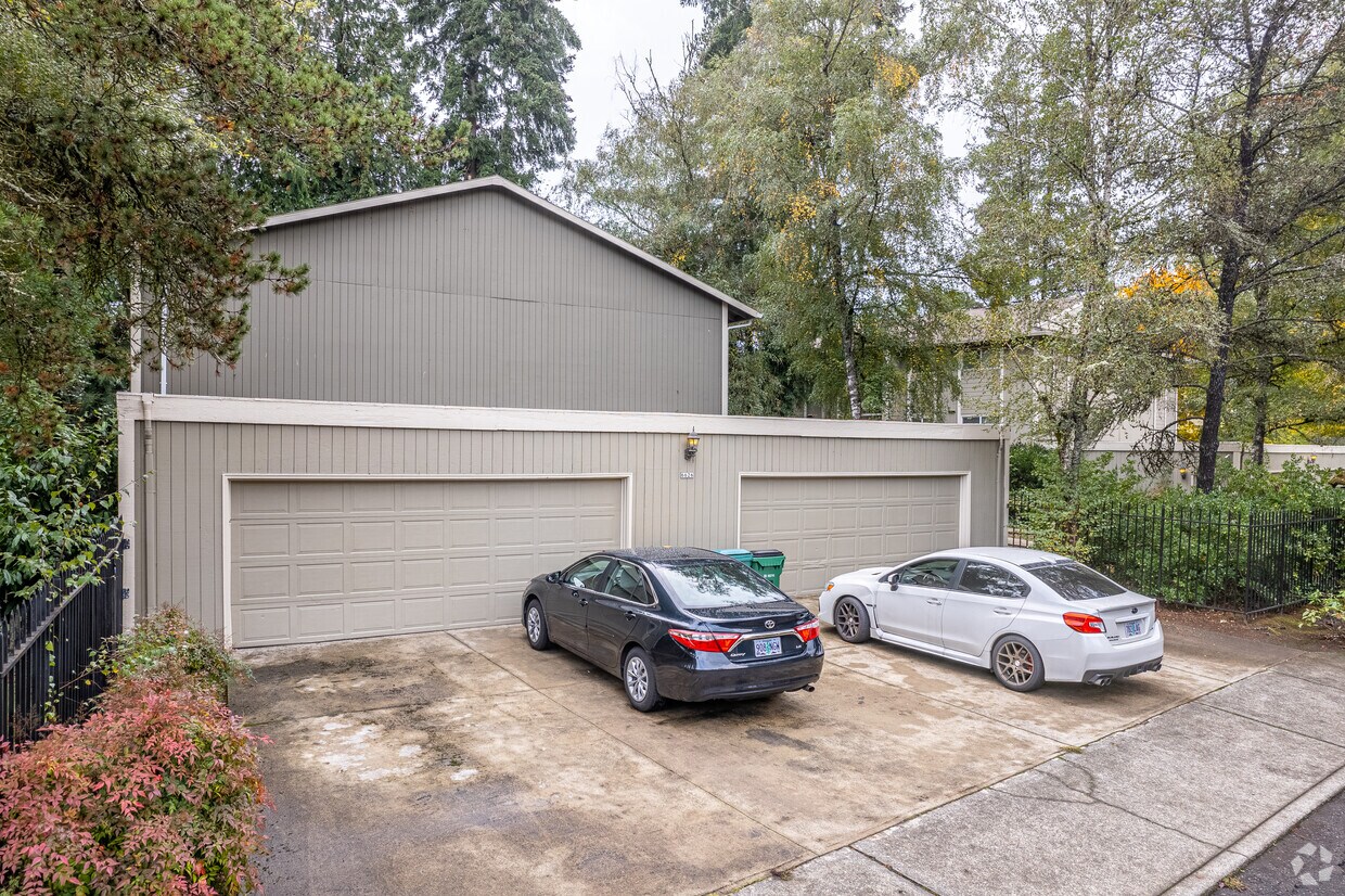 Exterior - 6640 SW Terri Ct