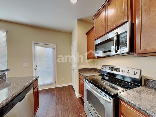 Building Photo - 14308 Foxcroft Rd