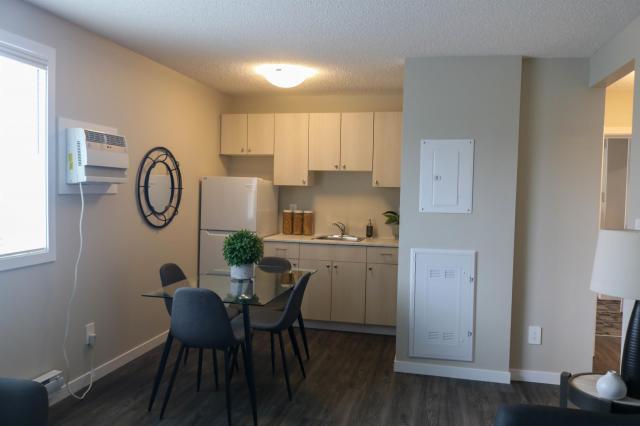 Photo du bâtiment - 1 bedroom in Regina SK S4P-2M5