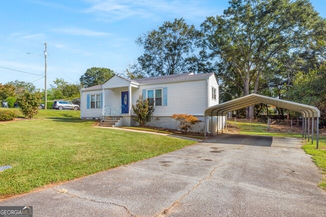 Foto del edificio - 1801 Crestridge Dr SE