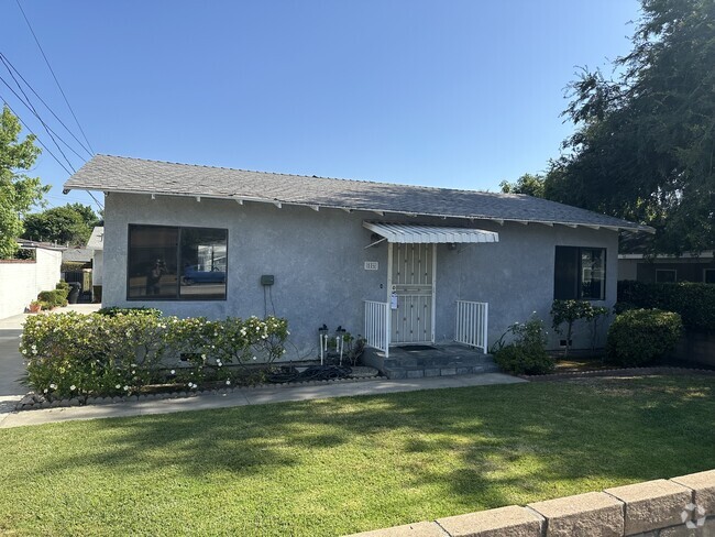 Building Photo - 506 W Colorado Blvd